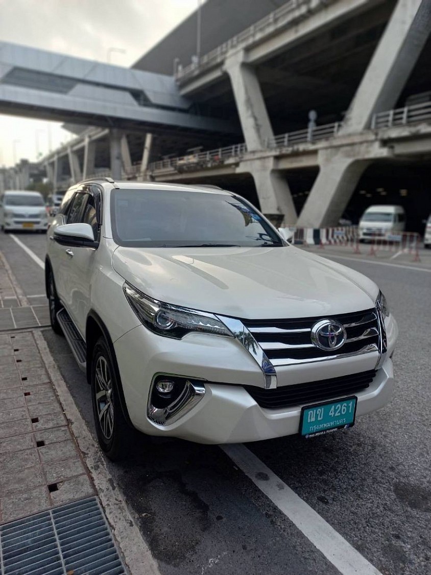 Suv car to Pattaya