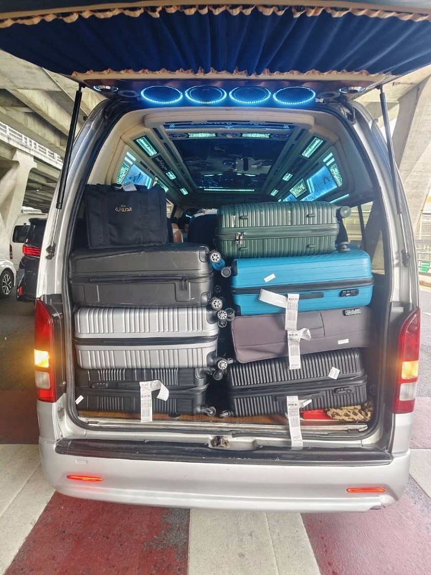 VIP Van Transfer from Suvarnabhumi Airport to Hua Hin